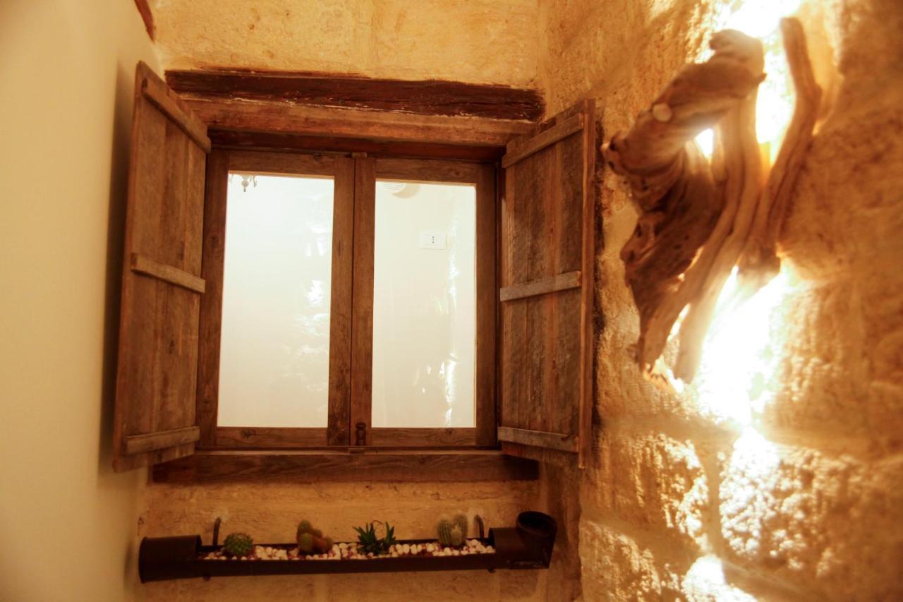 3 Archi B&B トラーニ エクステリア 写真