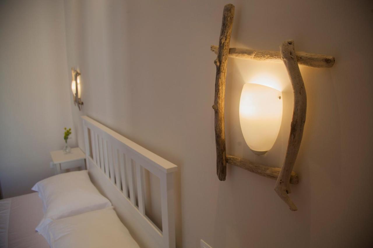 3 Archi B&B トラーニ エクステリア 写真
